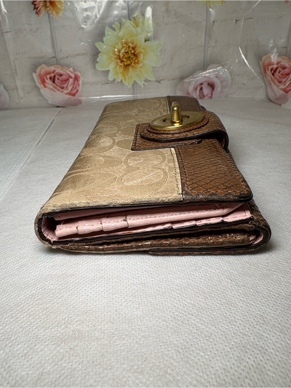 Coach Snake Skin Embossed Peyton Signature Sateen Turnlock Wallet - Picture 15 of 16